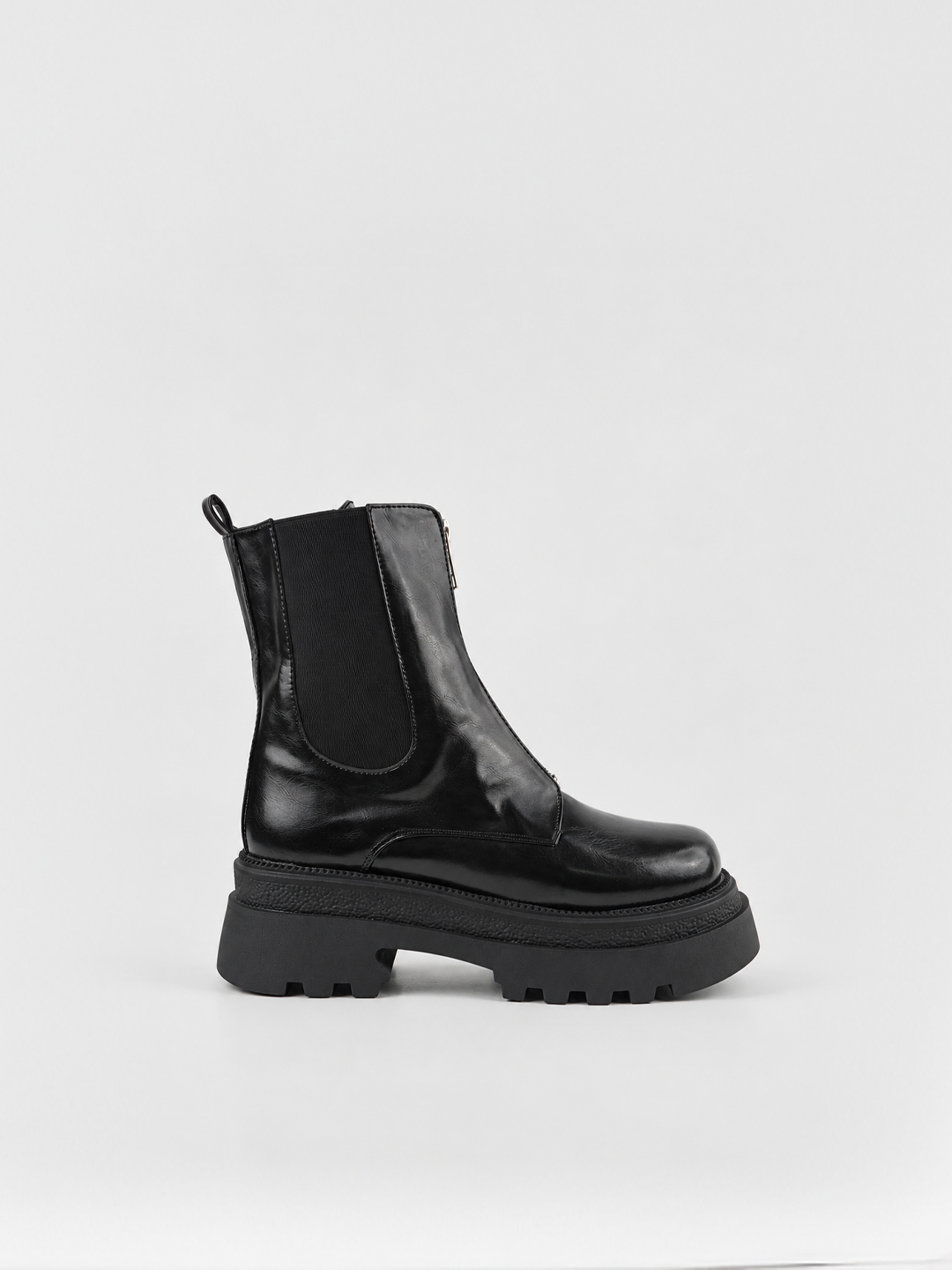 Black front-zip platform chelsea boot faux leather – side view