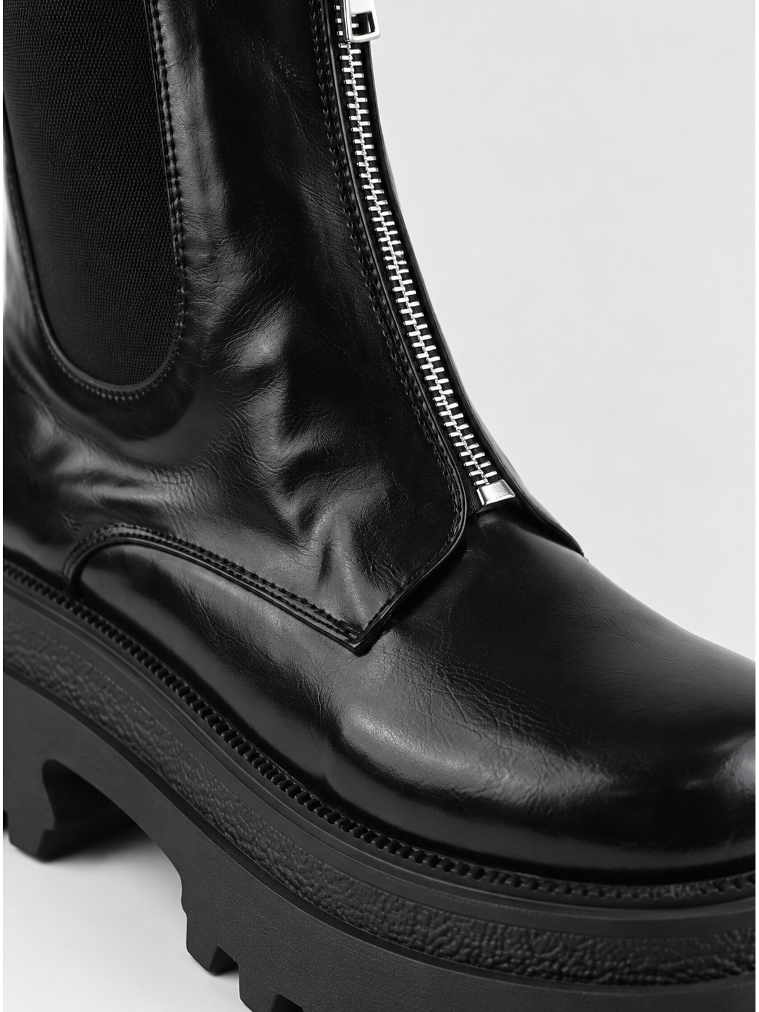 Black front-zip platform chelsea boot faux leather – front zip and toe close-up
