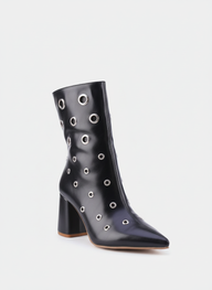 Siren Eyelet Block Boot | Black