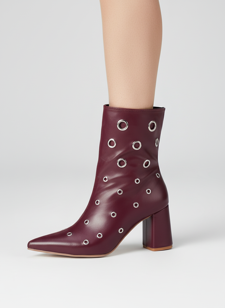 Siren Eyelet Block Boot | Burgundy