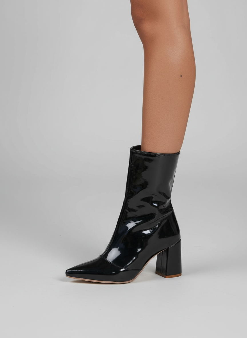 Siren Square Block Boot | Black Patent