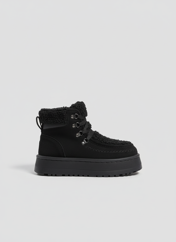 Cozy Shearling Platform Winter Boots - Black
