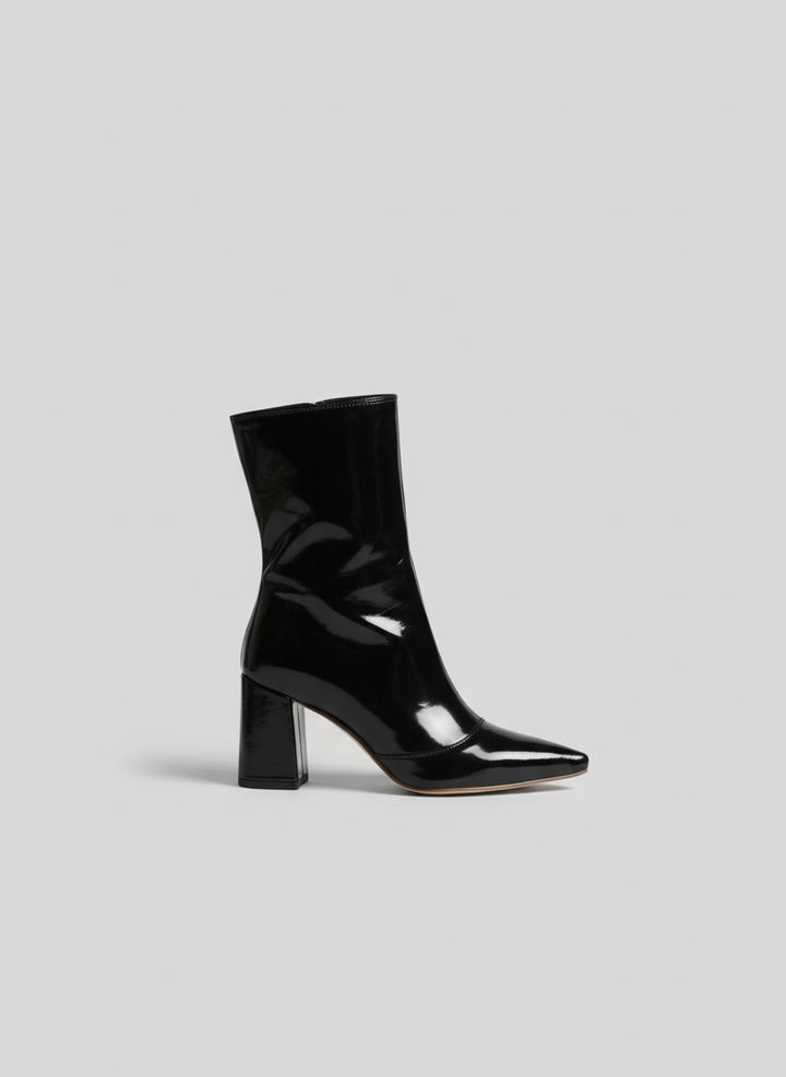 Siren Square Block Boot | Black Patent