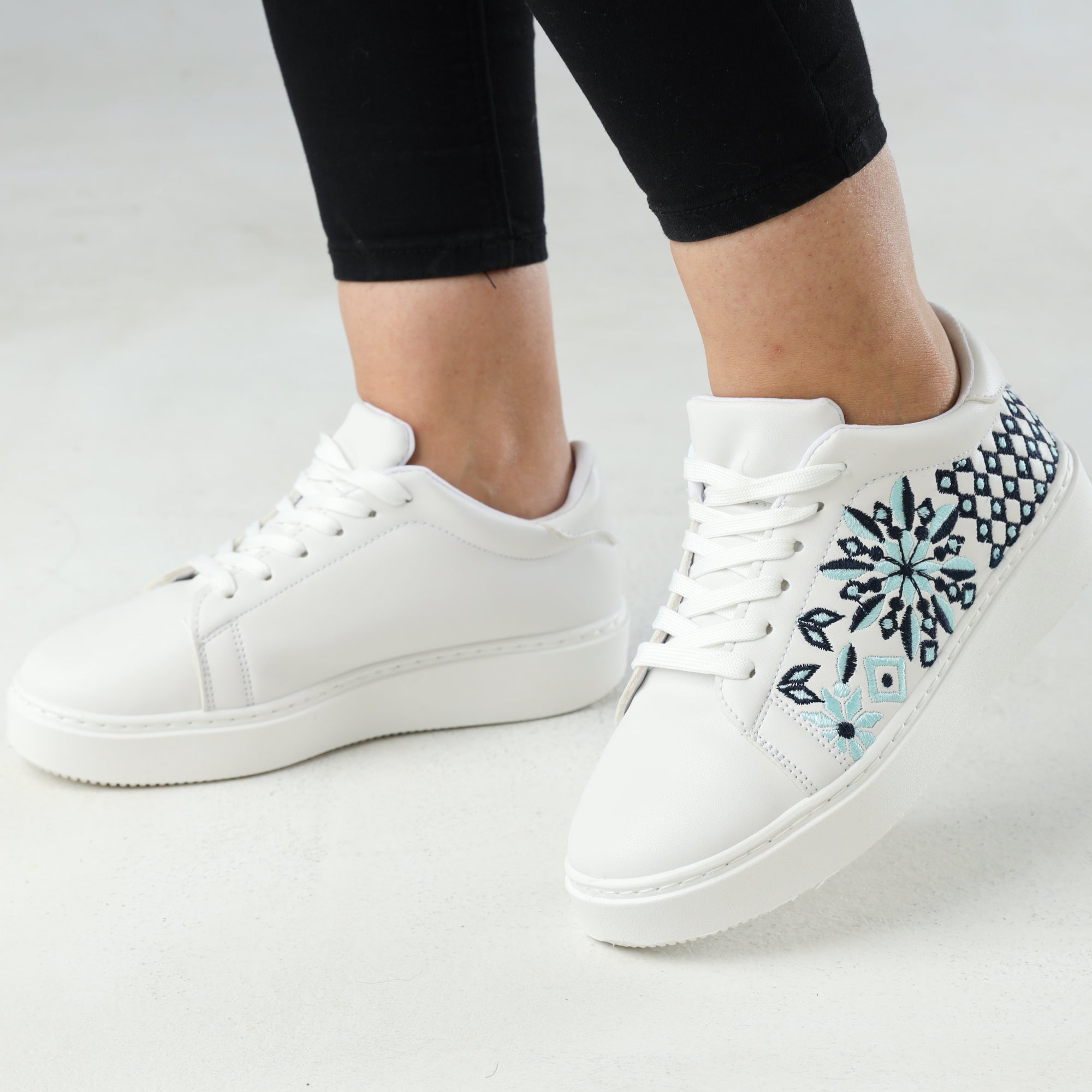 White Scattery Blue Pattern Lace Up Embroidered Sneakers