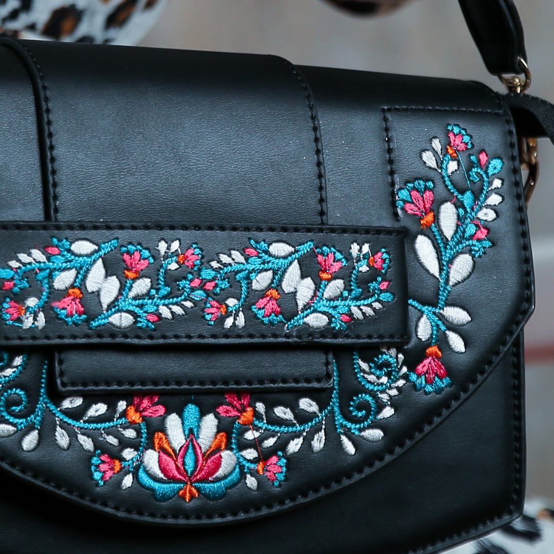 Elegance Embroidered Crossbody Bag - black