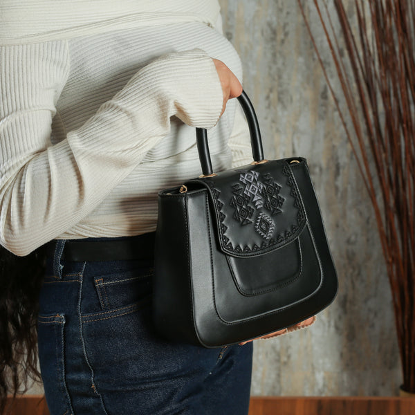 Black leather bag with Geometric shapes