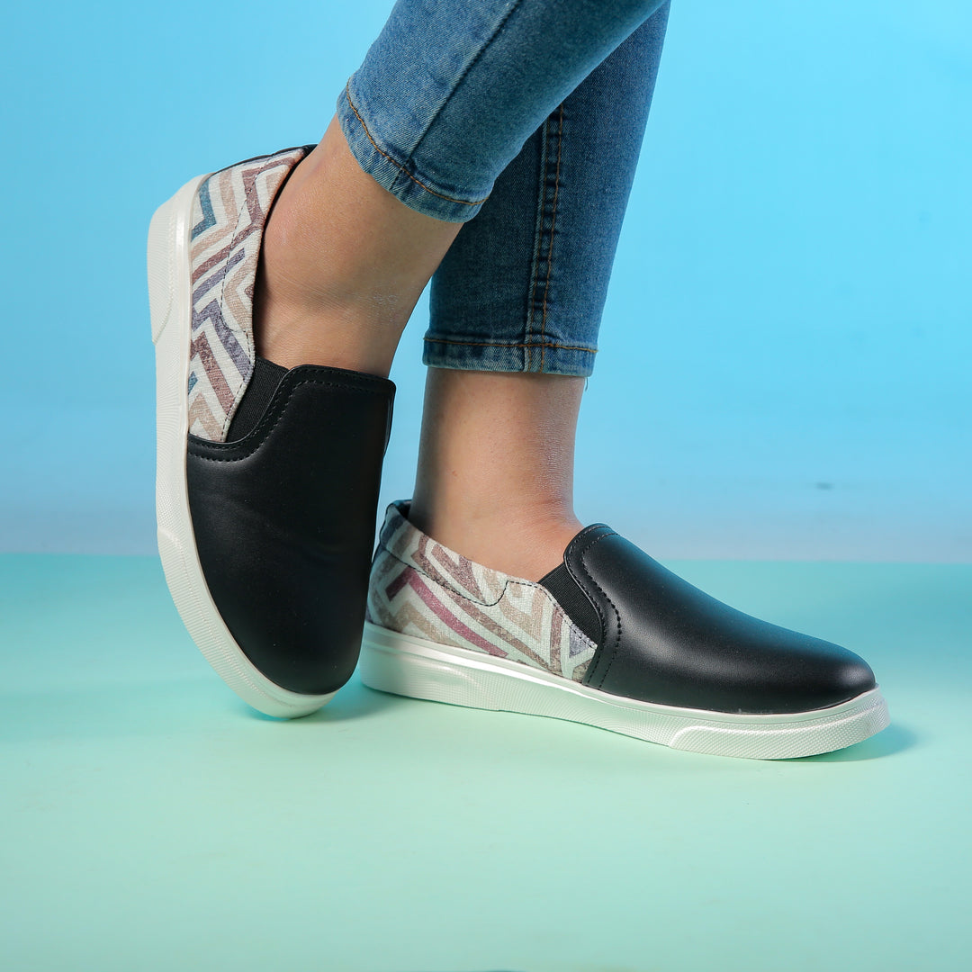 Black Maze Slip On Sneakers