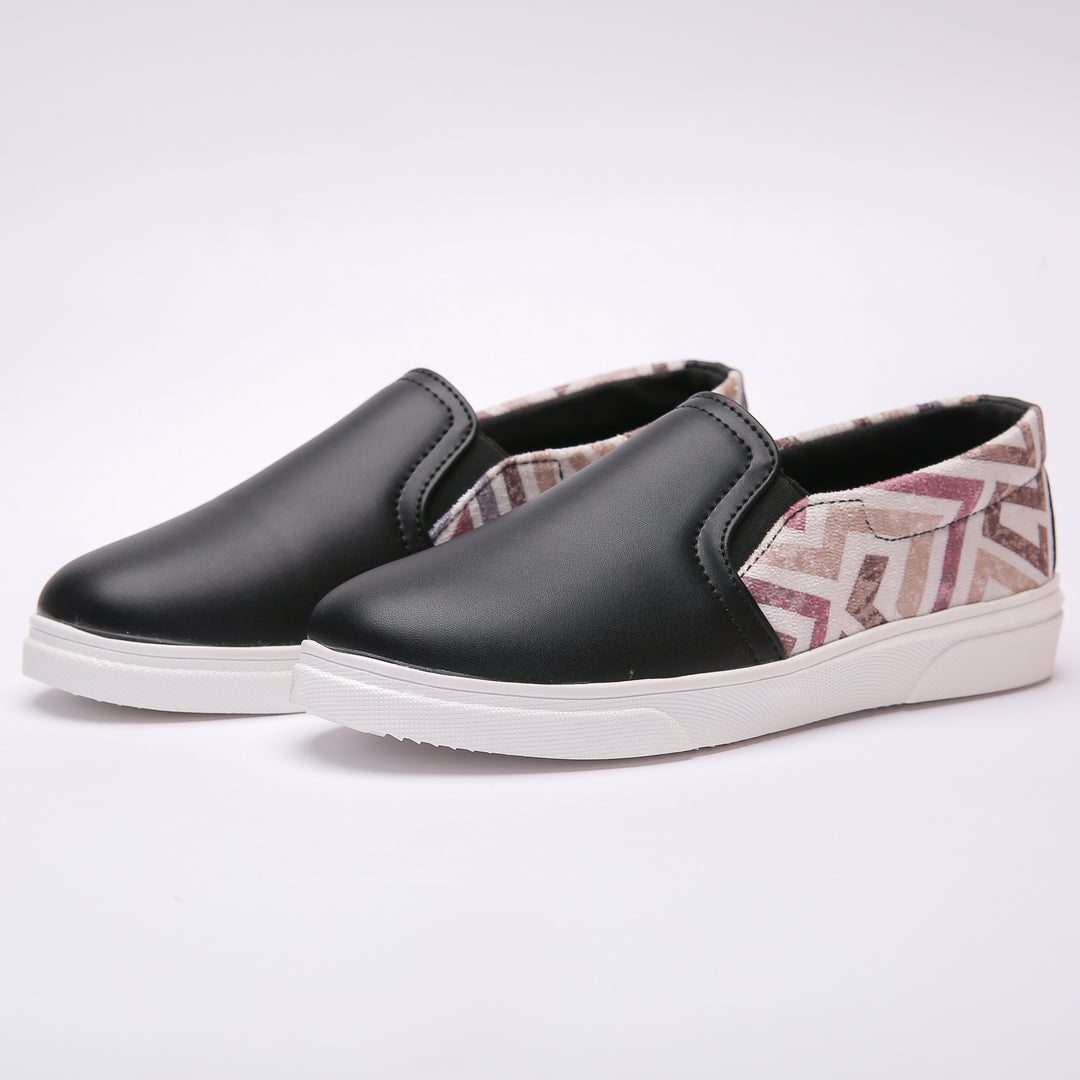 Black Maze Slip On Sneakers